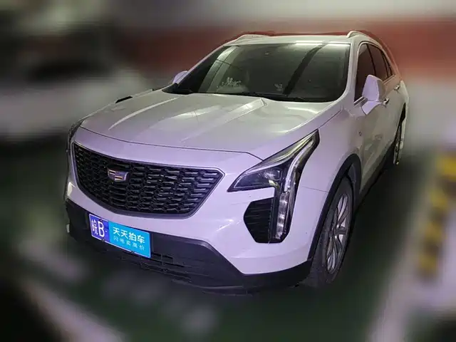 Cadillac XT4 2021 28T FWD Technology Edition — фото 1