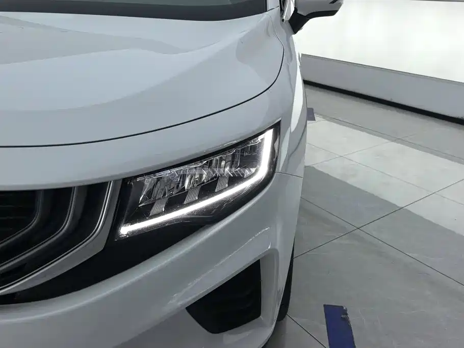 Geely Okavango 2021 2020 1.8TD DCT Luxury 7-Seater