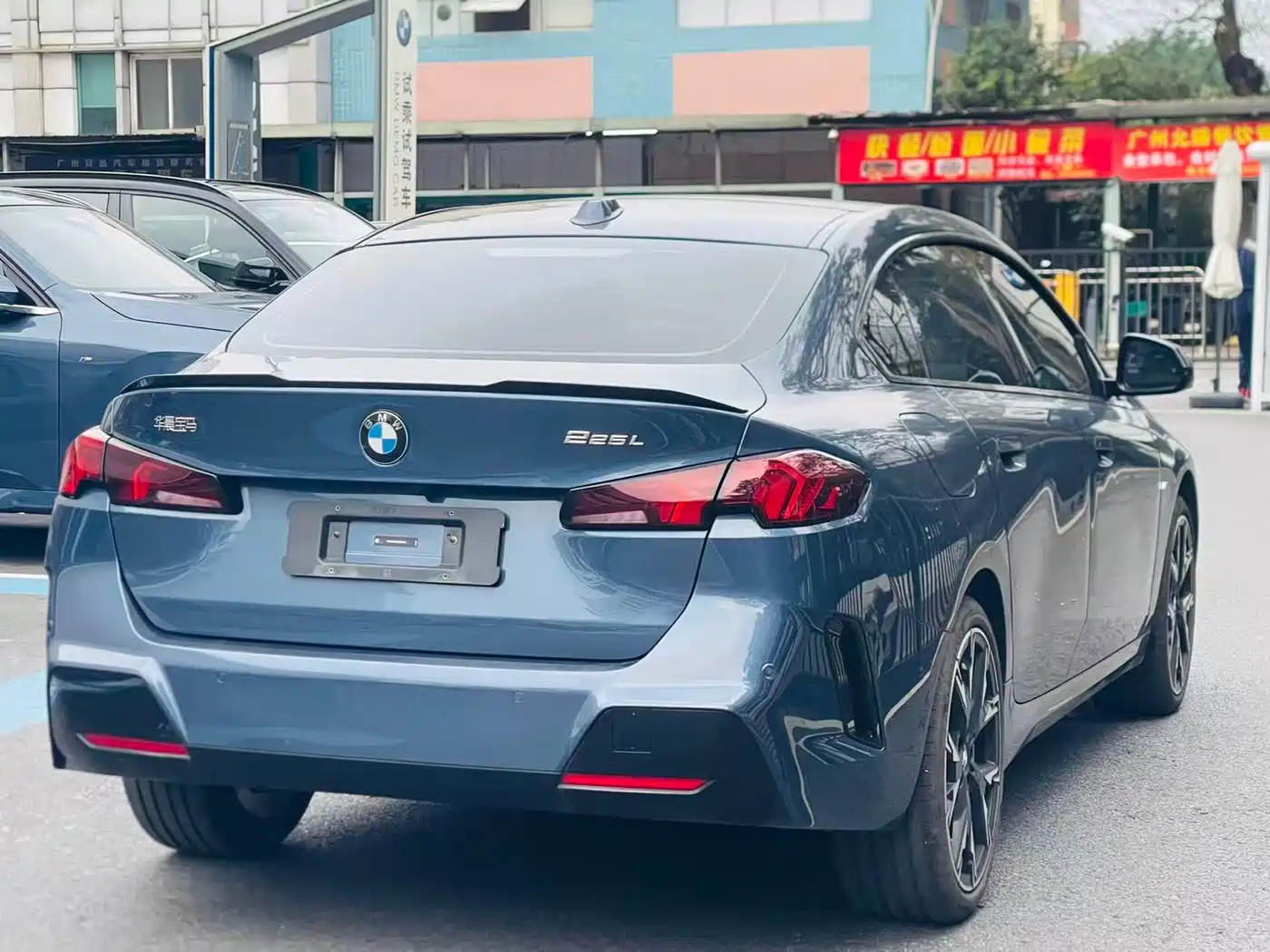 BMW 2 Series 2025 225L M Sport Moonlight Package фото 7