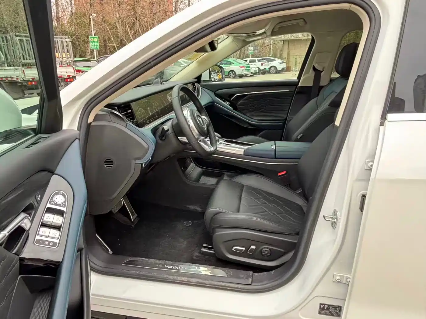 Voyah Auto VOYAH FREE 2021 2WD Standard Pure Electric Urban Edition фото 4