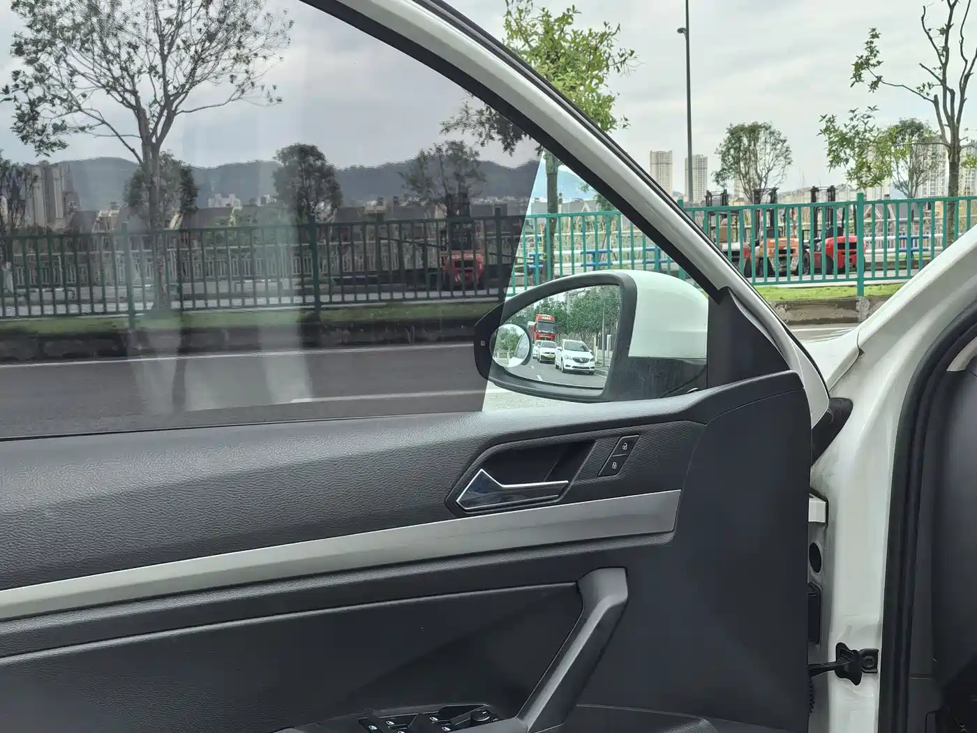 Volkswagen Lavida 2019 1.5L Automatic Trend Edition China VI фото 8