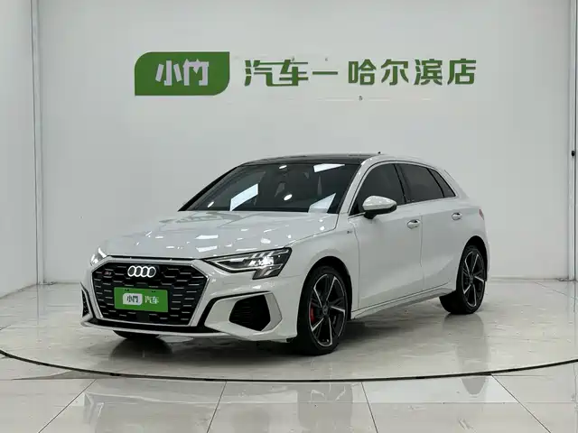 Audi A3 Рестайлинг, Sportback 35 TFSI, Стиль Спорт