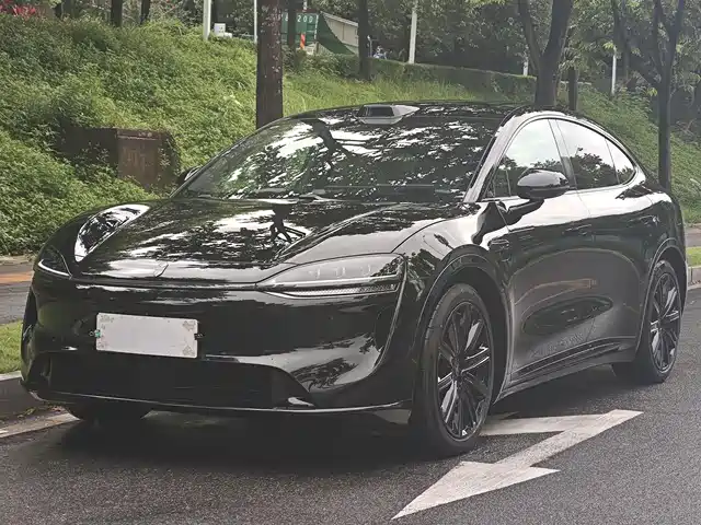  Zhijie Luxeed R7 2026 All-electric UItra