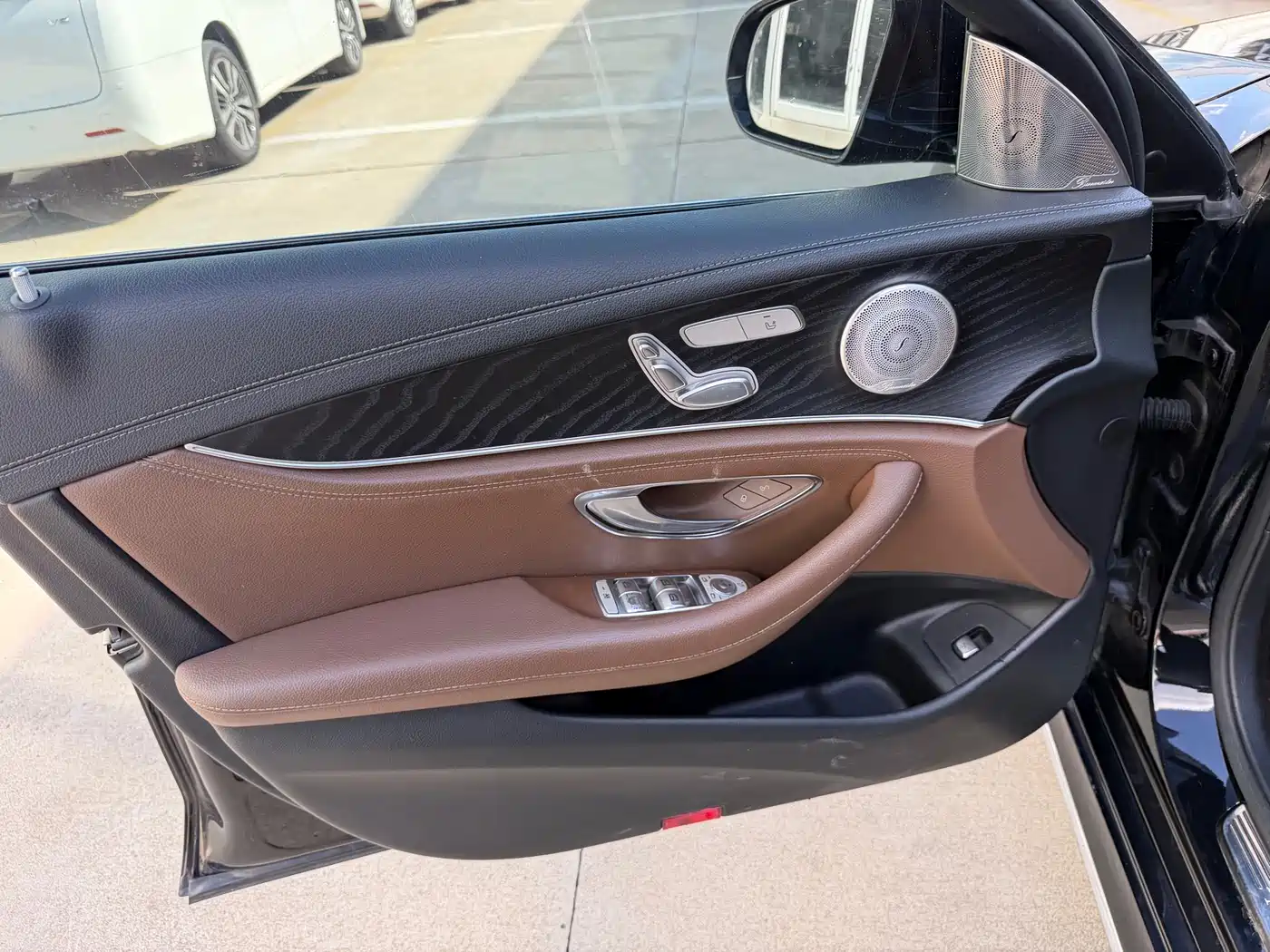 Mercedes-Benz E-Class 2019 E 200 L Sport фото 6