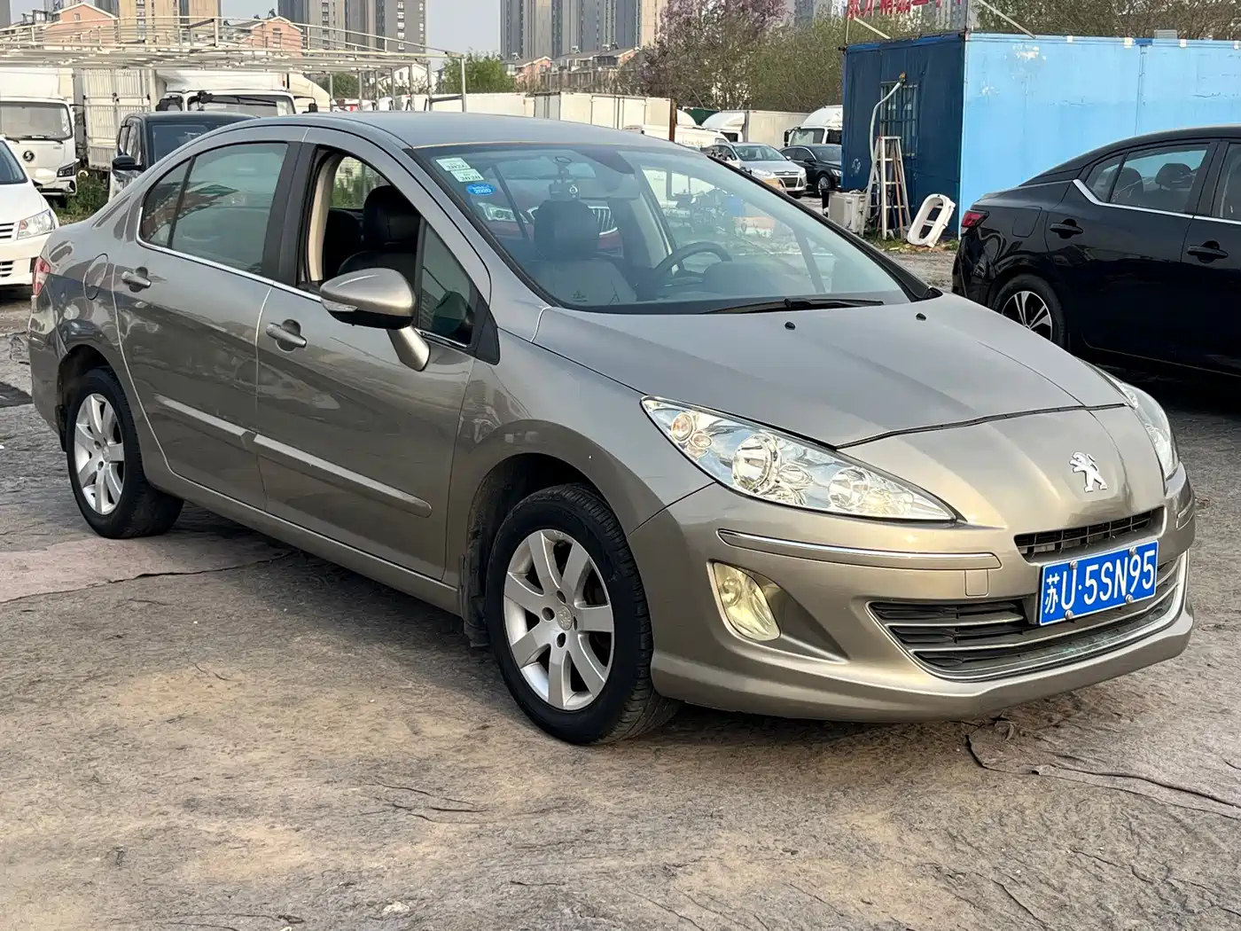 Peugeot 408 2013 1.6L Automatic Comfort Edition фото 3