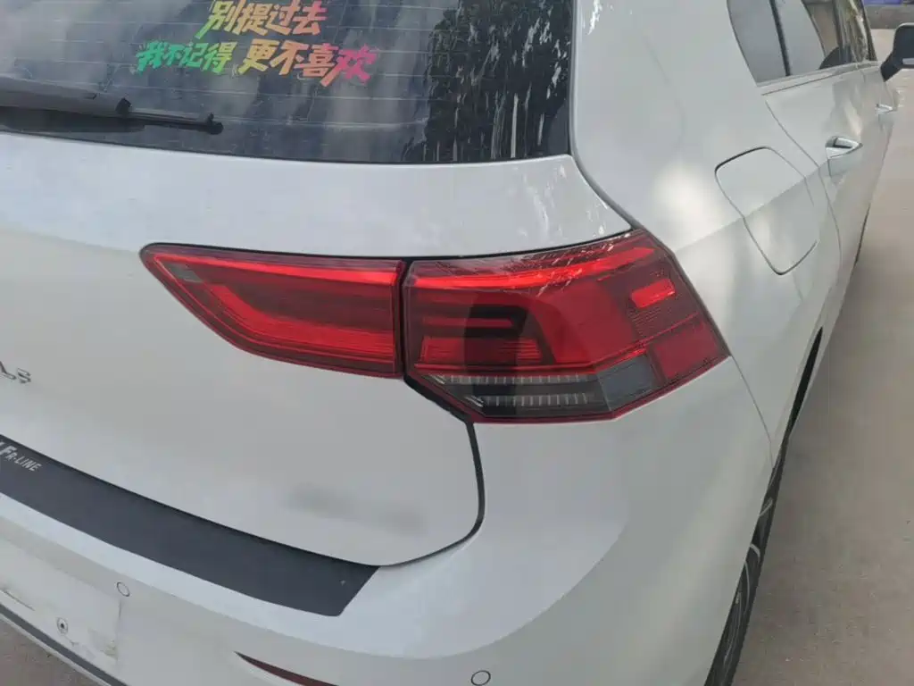 Фото 8 - Volkswagen Golf