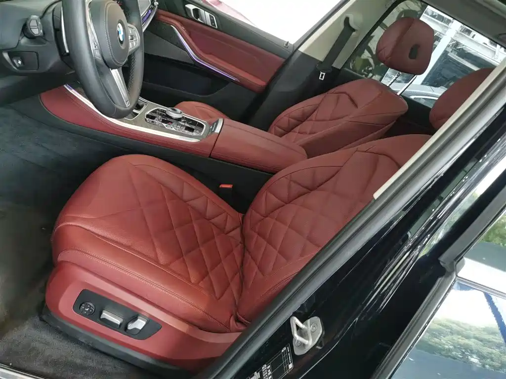 BMW X5 2023 xDrive 30Li Premium M Sport Package фото 11