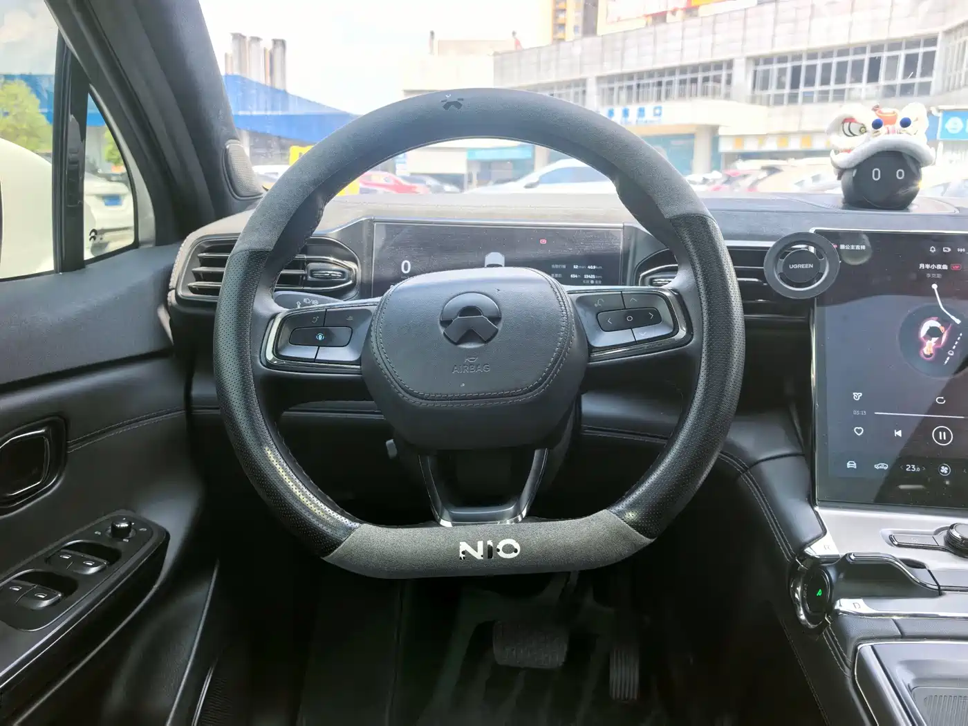 Фото 8 - NIO EC6