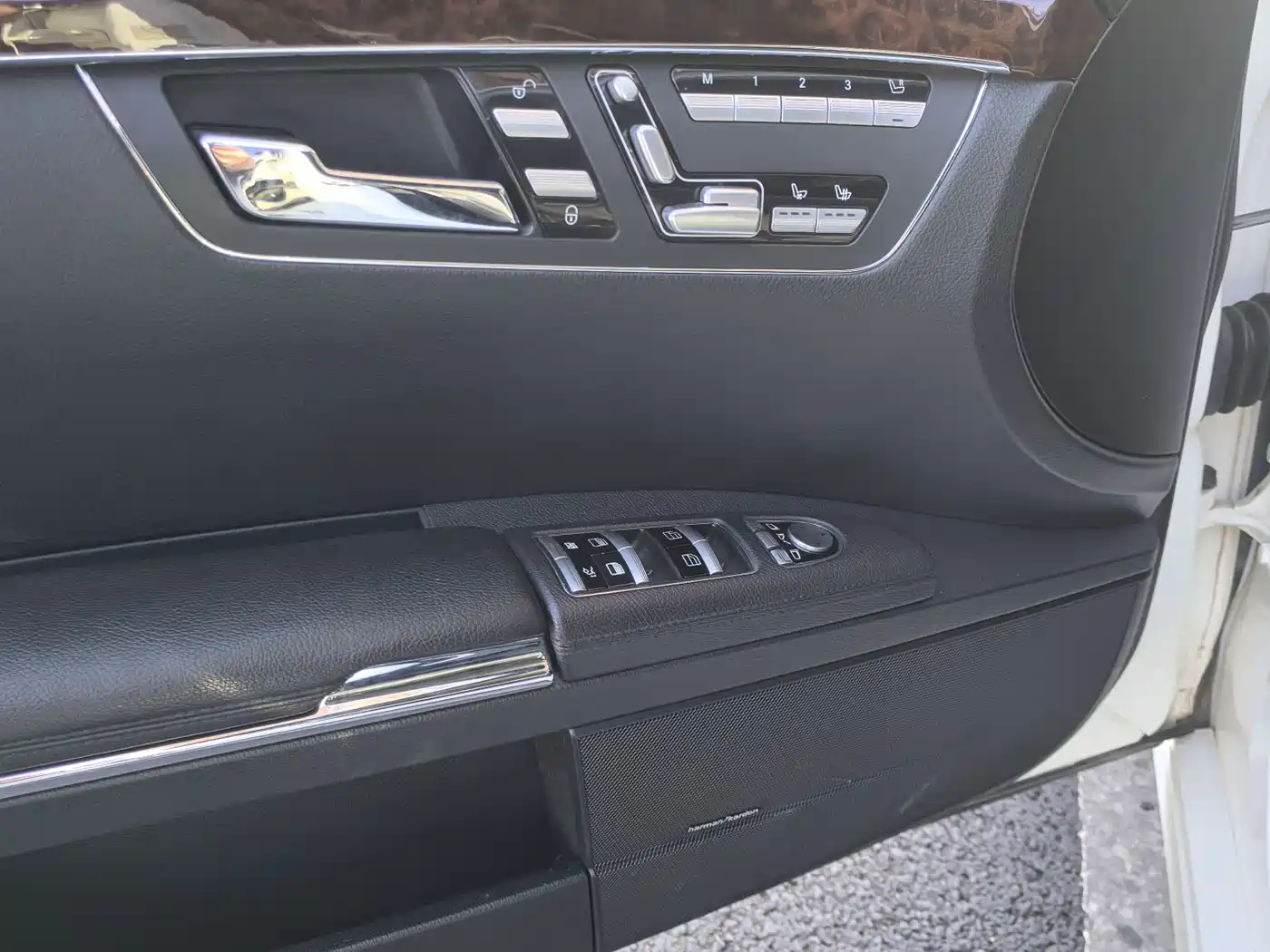 Mercedes-Benz S-Class 2011 S 350 L CGI 4MATIC фото 13