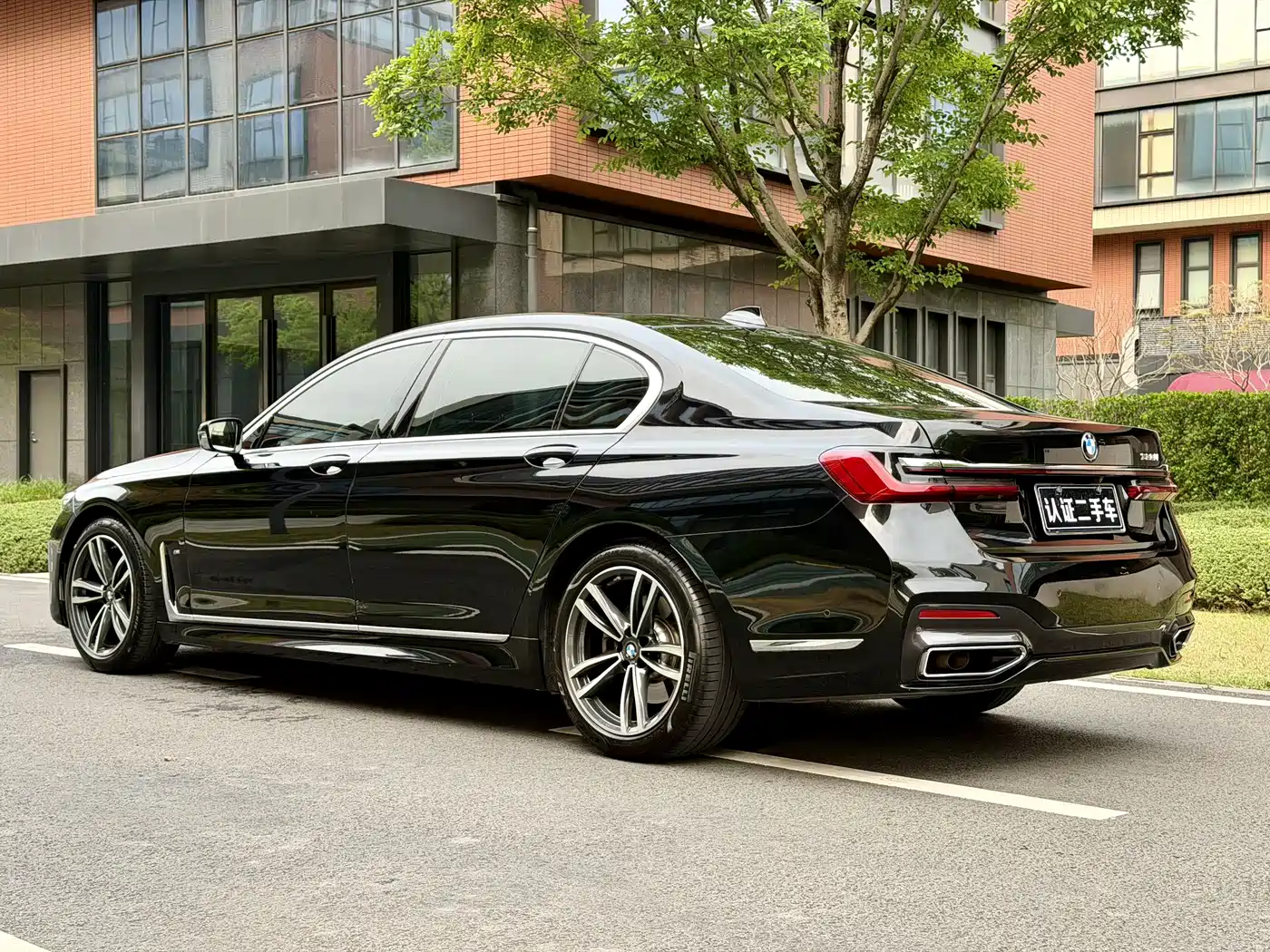 BMW 7 Series 2019 Facelift 730Li M Sport Package фото 13