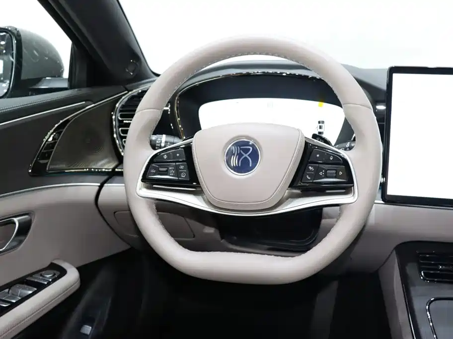 BYD HAN
