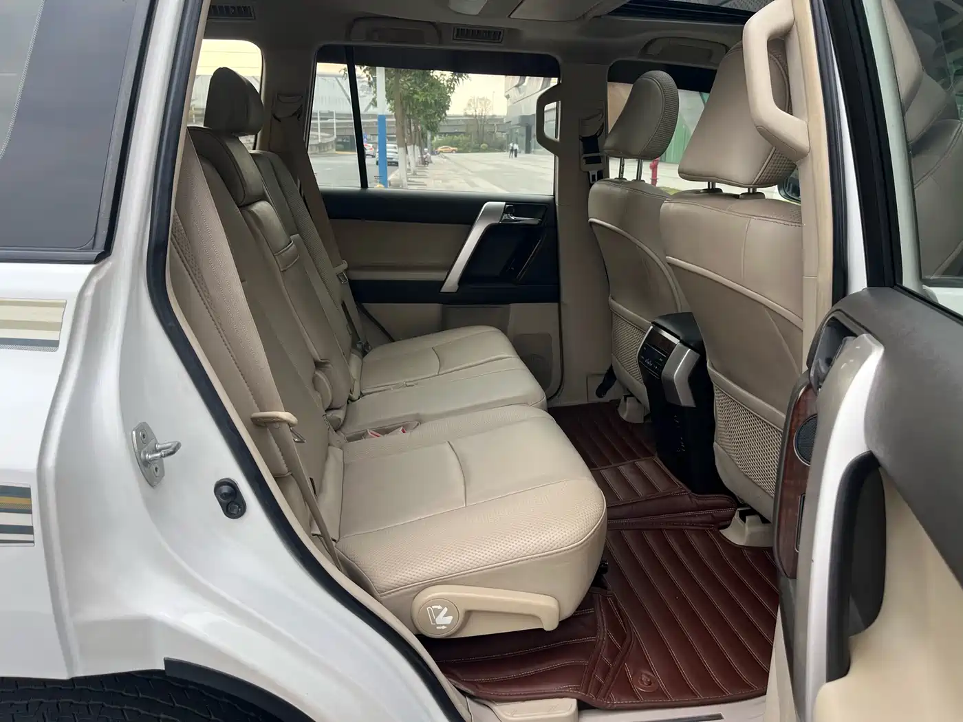 Toyota Prado 2010 4.0L Automatic VX NAVI фото 28