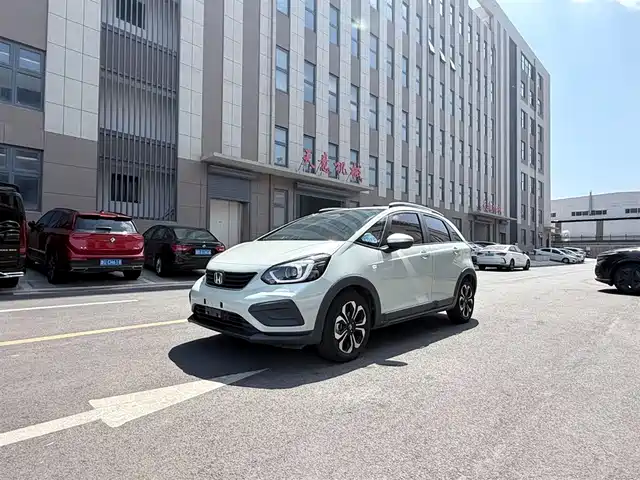 Honda Fit 2021 Model 1.5L CVT Trend Cross Max