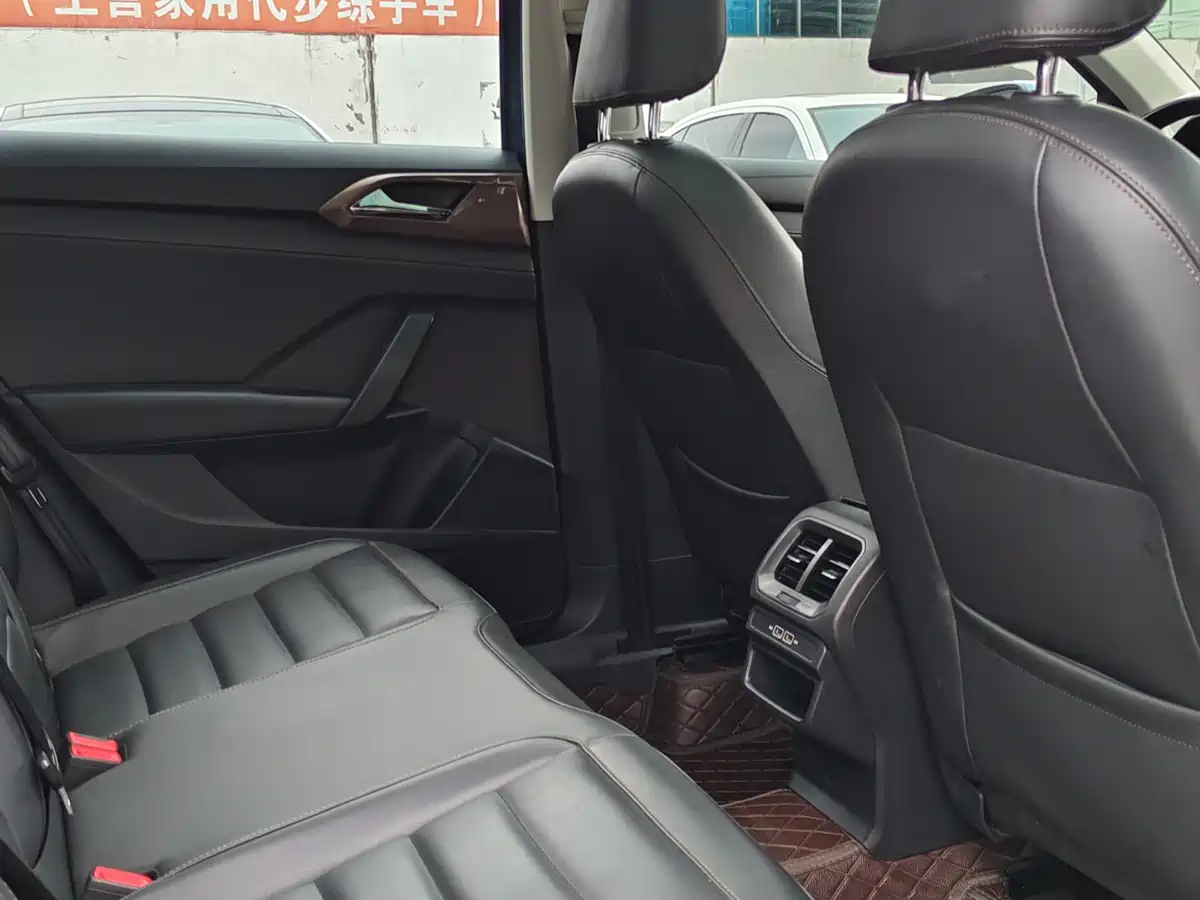 Volkswagen Tharu 2019 280TSI 2WD Luxury Edition China V фото 6