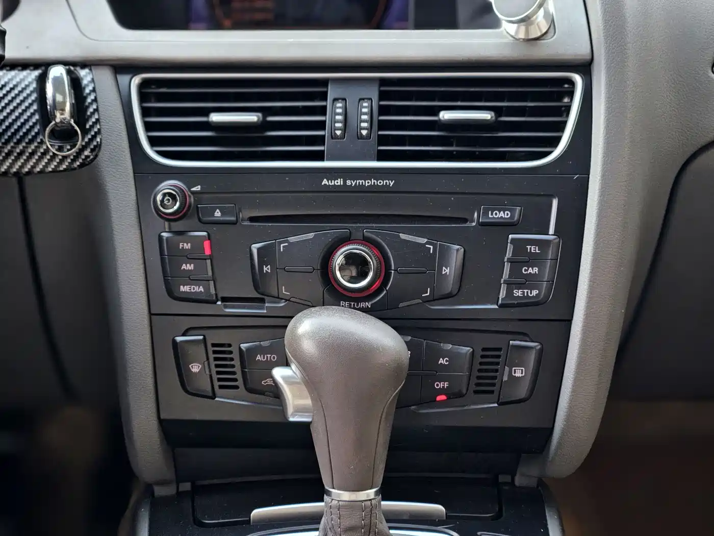 Фото 21 - Audi A4L