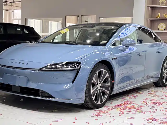 AITO WISDOM WORLD S7