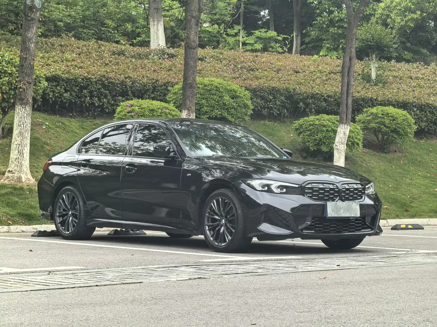 BMW 3 Series 2023 325i M Sport Black Night Package фото 3