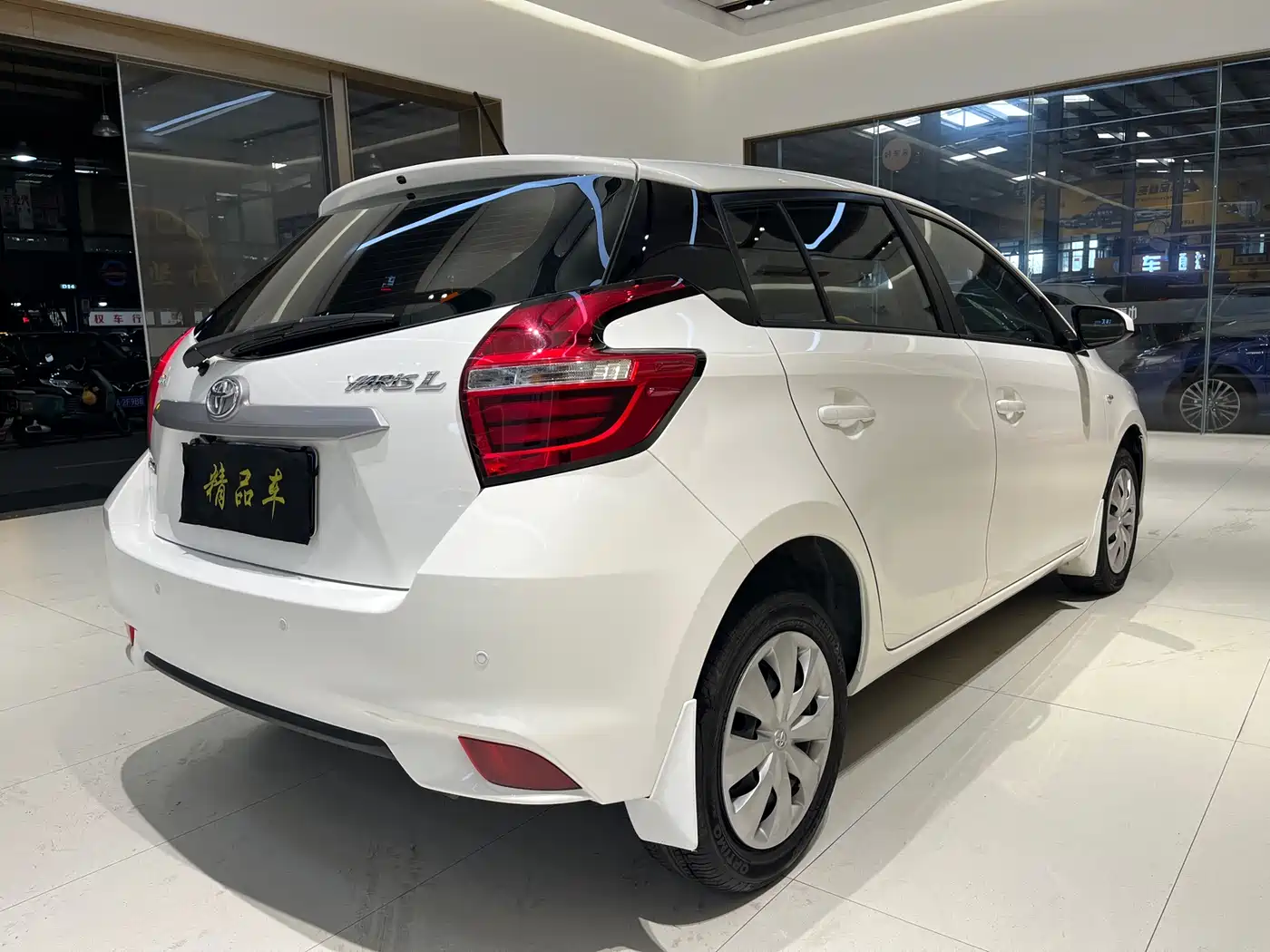 Toyota YARiS L Zhi Xuan 2018 1.5E CVT Champion Limited Edition фото 7