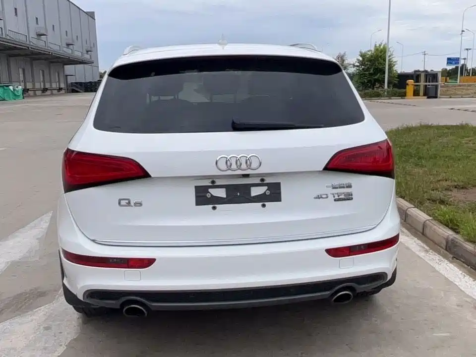Фото 9 - Audi Q5