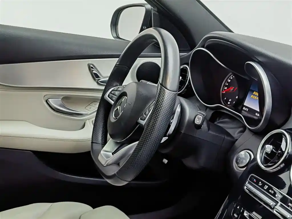 Mercedes-Benz C-Class 2017 Facelift C 200 Sport Edition фото 22