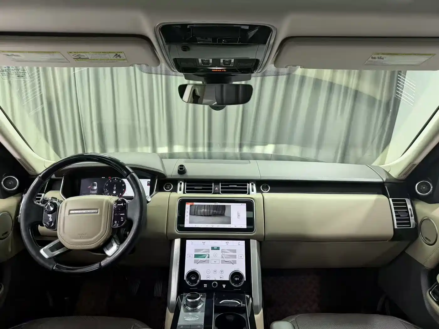 Land Rover Range Rover 2019 3.0 SCV6 Heritage Edition фото 7