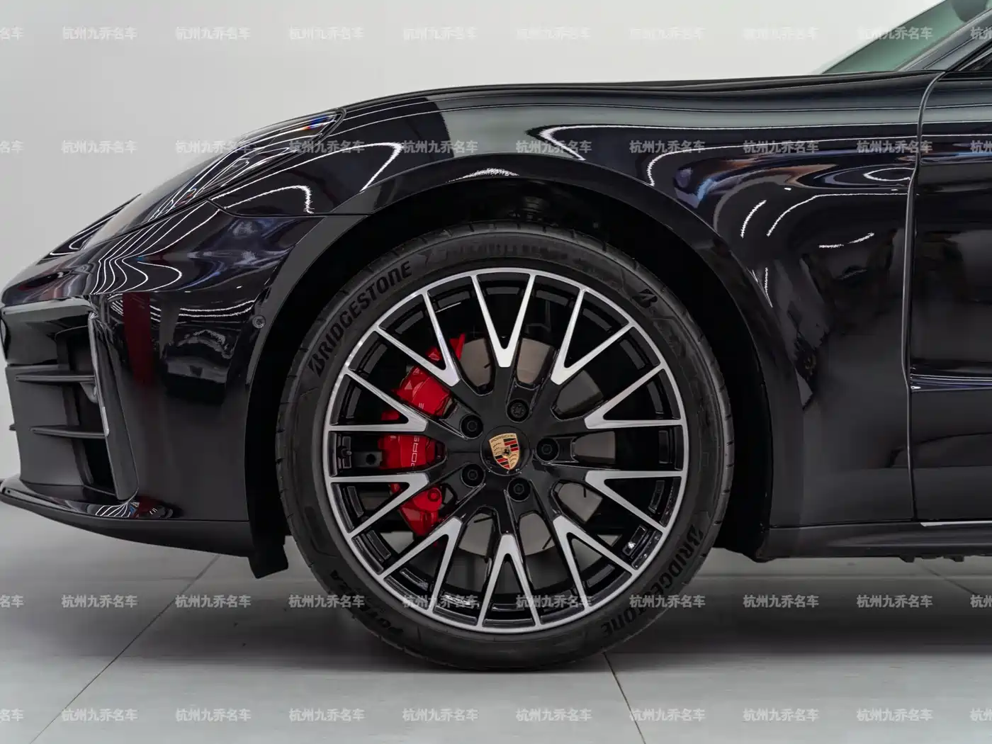 Porsche Panamera 2024 Panamera Executive Long Wheelbase 2.9T фото 9