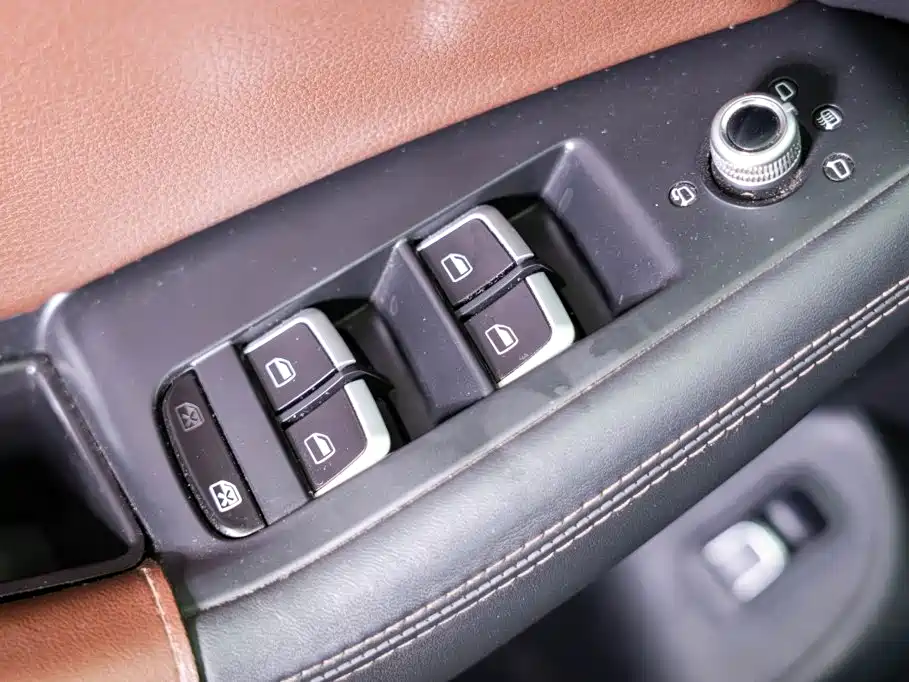 Audi Q5 2018 2017 40 TFSI Technology