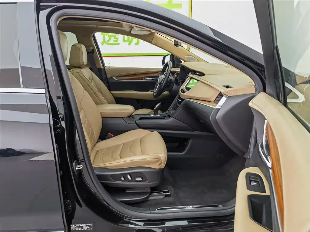 Cadillac XT5 2016 28T AWD Platinum Edition фото 23