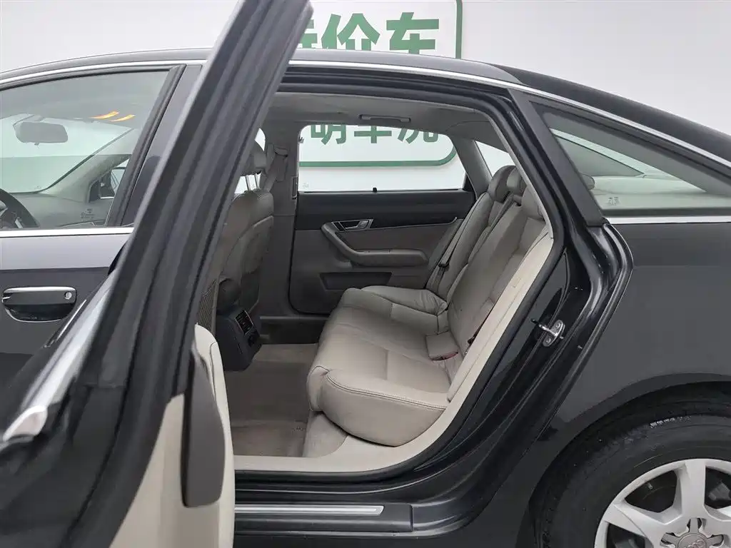 Audi A6L 2011 Model 2.0 TFSI Auto Standard фото 15