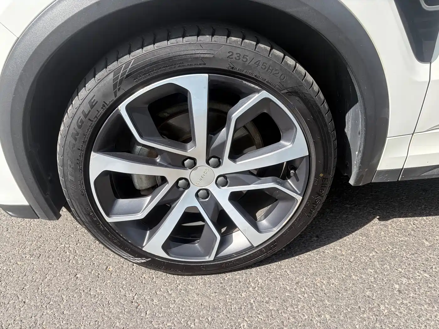 Lynk & Co 05 2020 2.0TD 4WD Power Plus фото 17