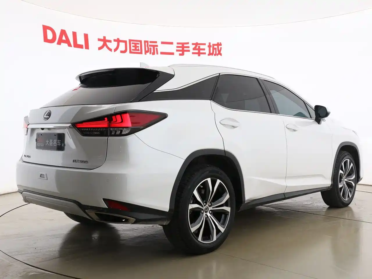 Lexus RX 2020 Facelift 300 AWD Elegance Edition фото 14