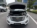 Photo 19 - Cadillac XT5