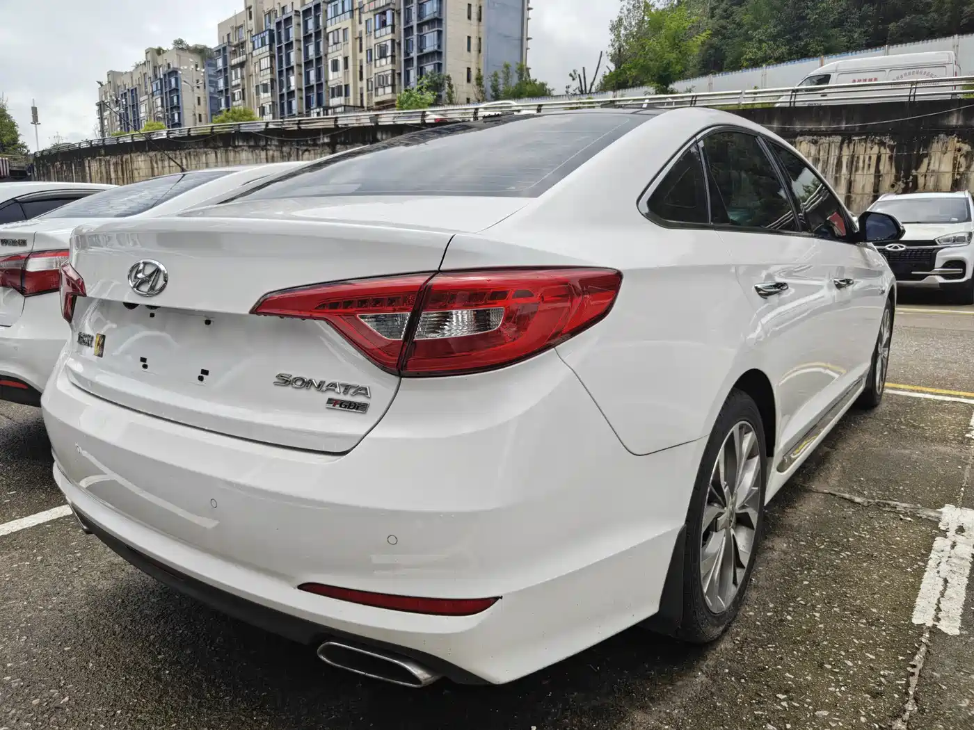 Фото 7 - Hyundai Sonata