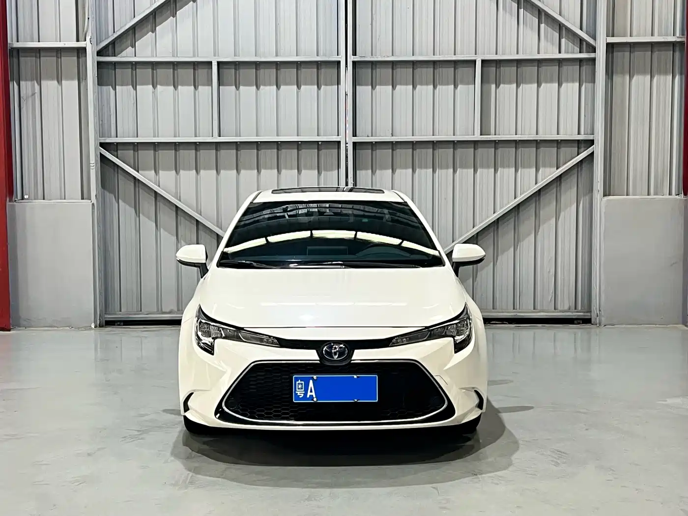 Toyota Levin 2019 Dual Engine 1.8H E-CVT Luxury Edition China V фото 2