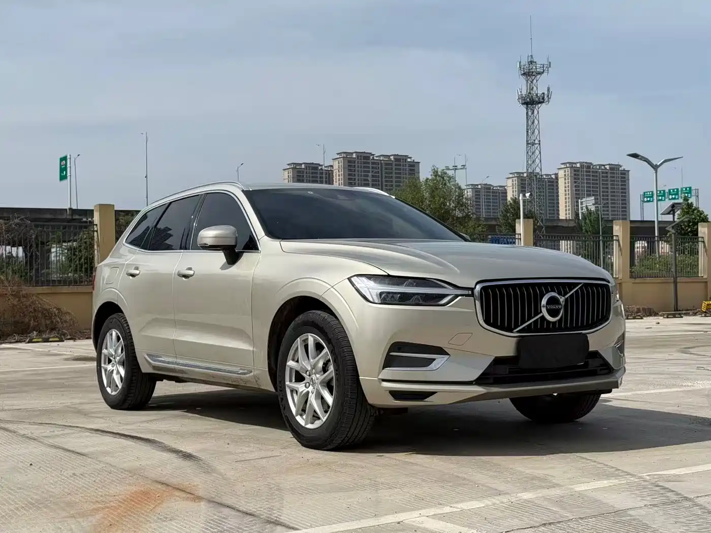 VOLVO XC60