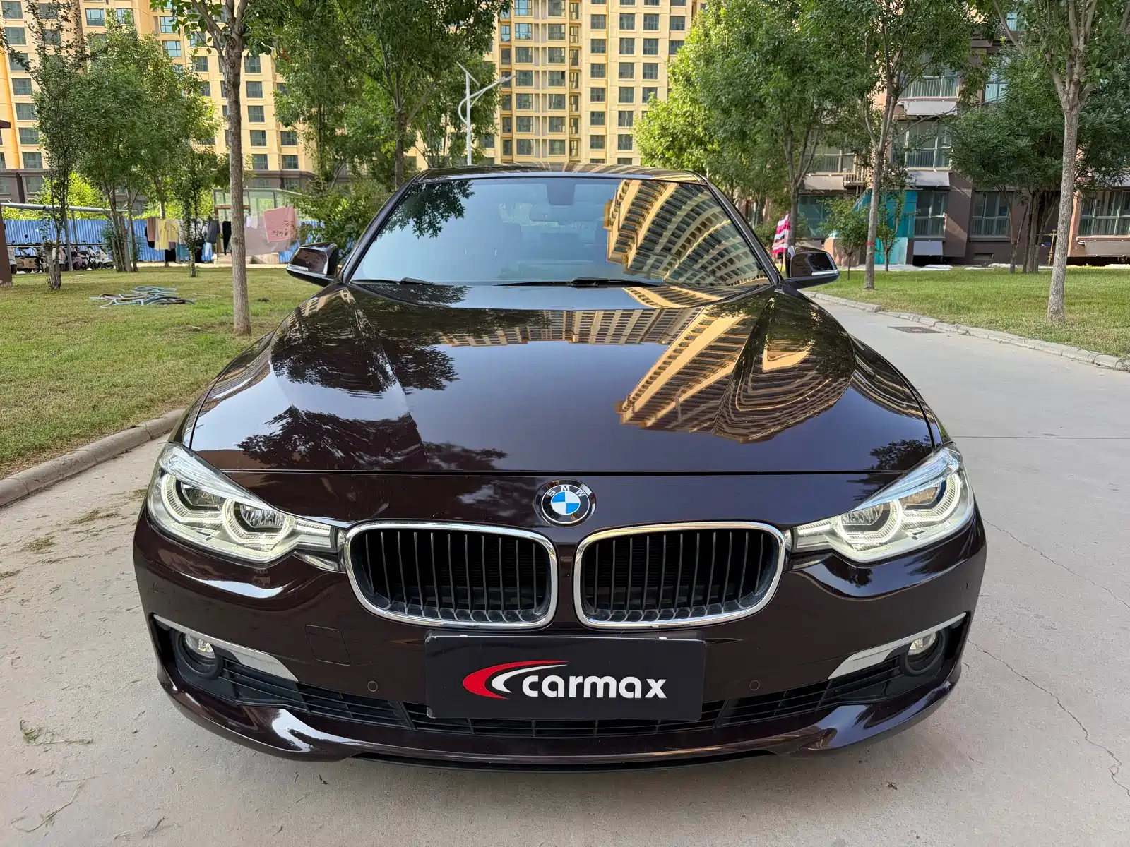 صورة 1 - BMW 3 Series