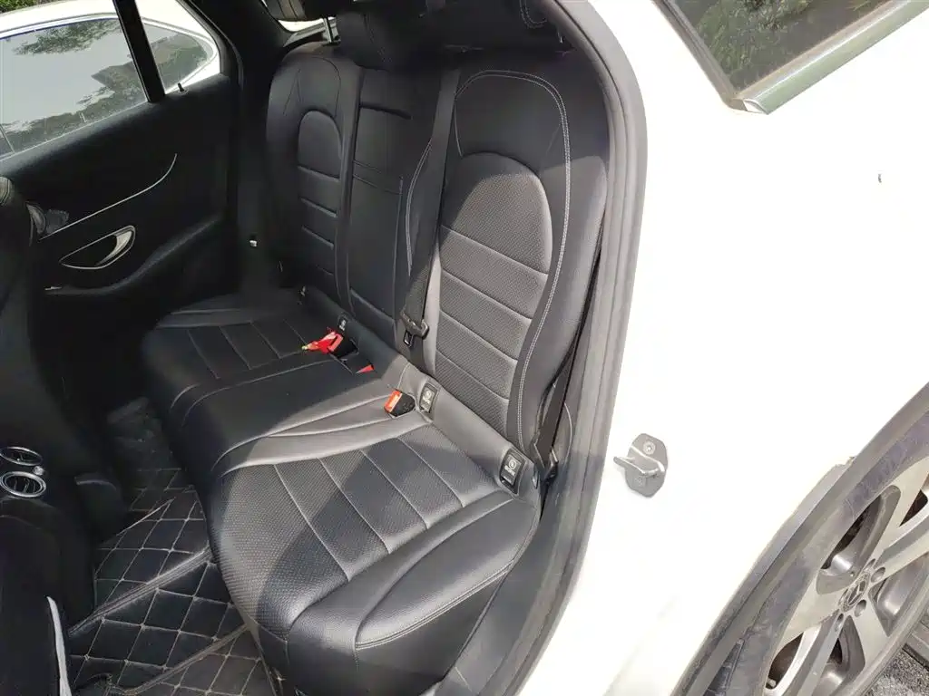 Mercedes-Benz GLC 2017 GLC 260 4MATIC Luxury фото 13