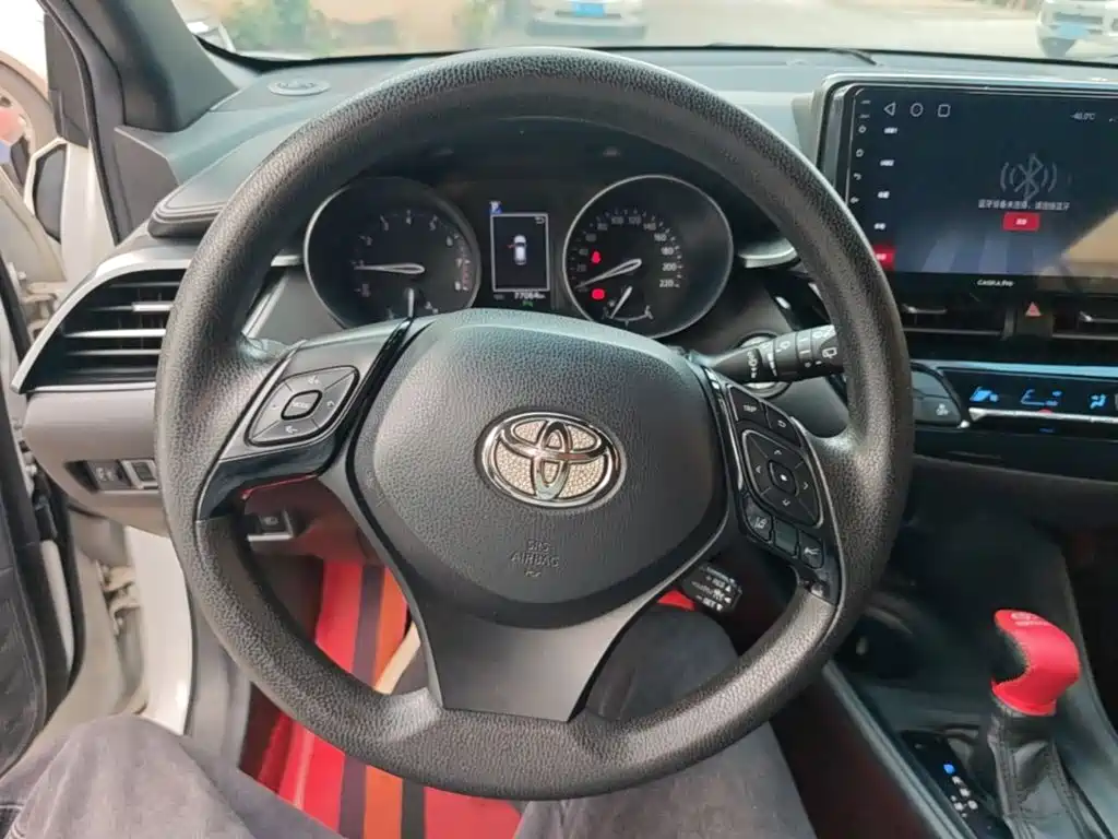 Toyota C-HR 2020 2020 Model 2.0L Comfort