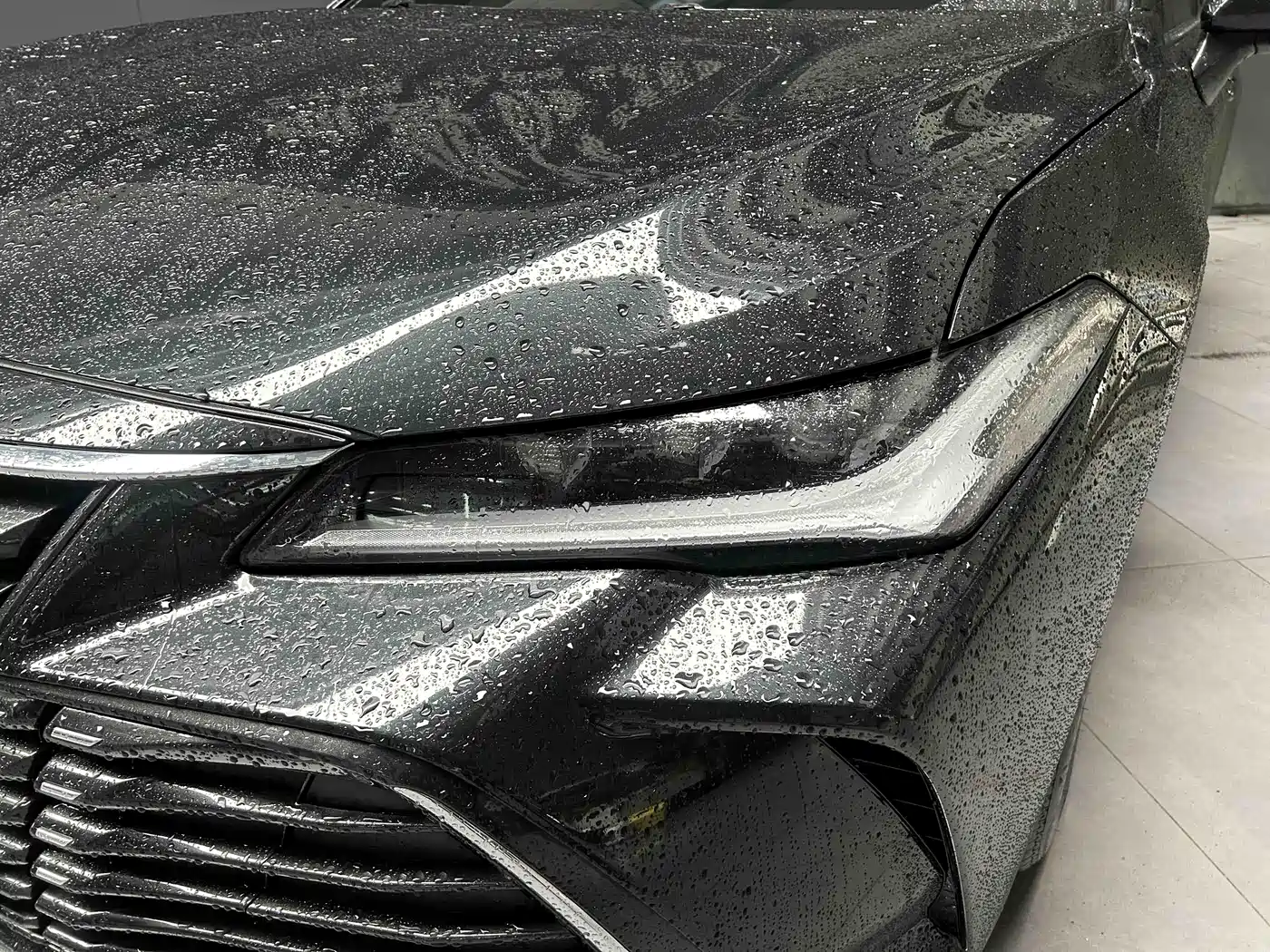 Toyota Avalon 2023 2.0L Premium Selection фото 3