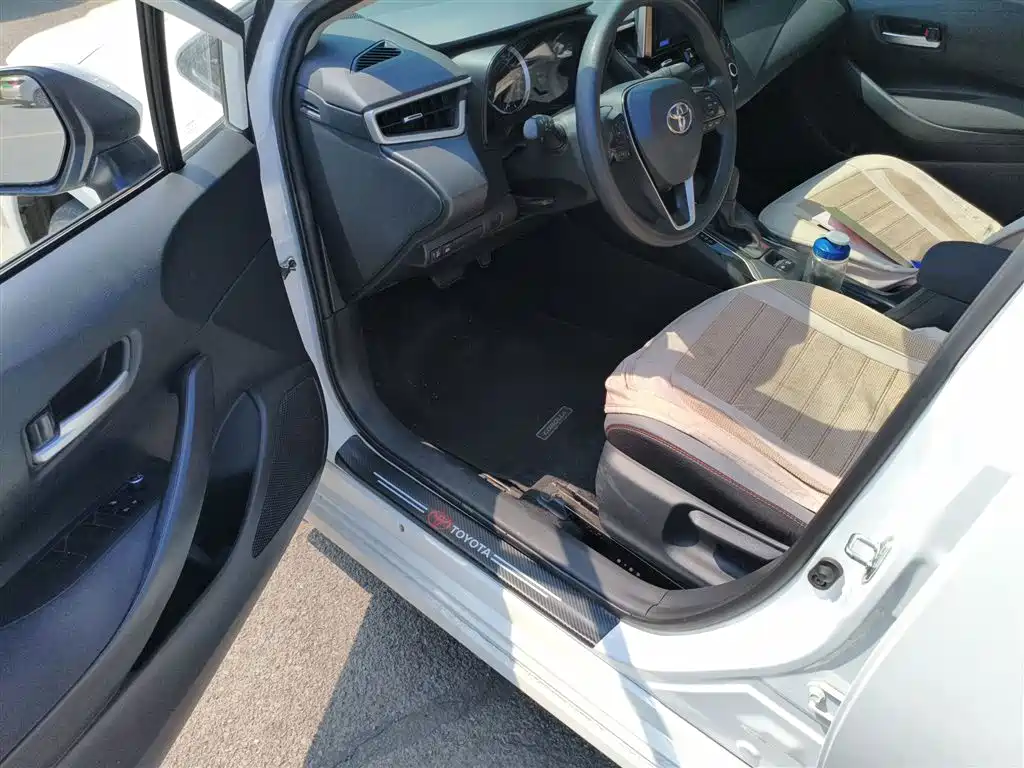 Toyota Corolla 2021 1.2T S-CVT Elite PLUS Edition фото 14