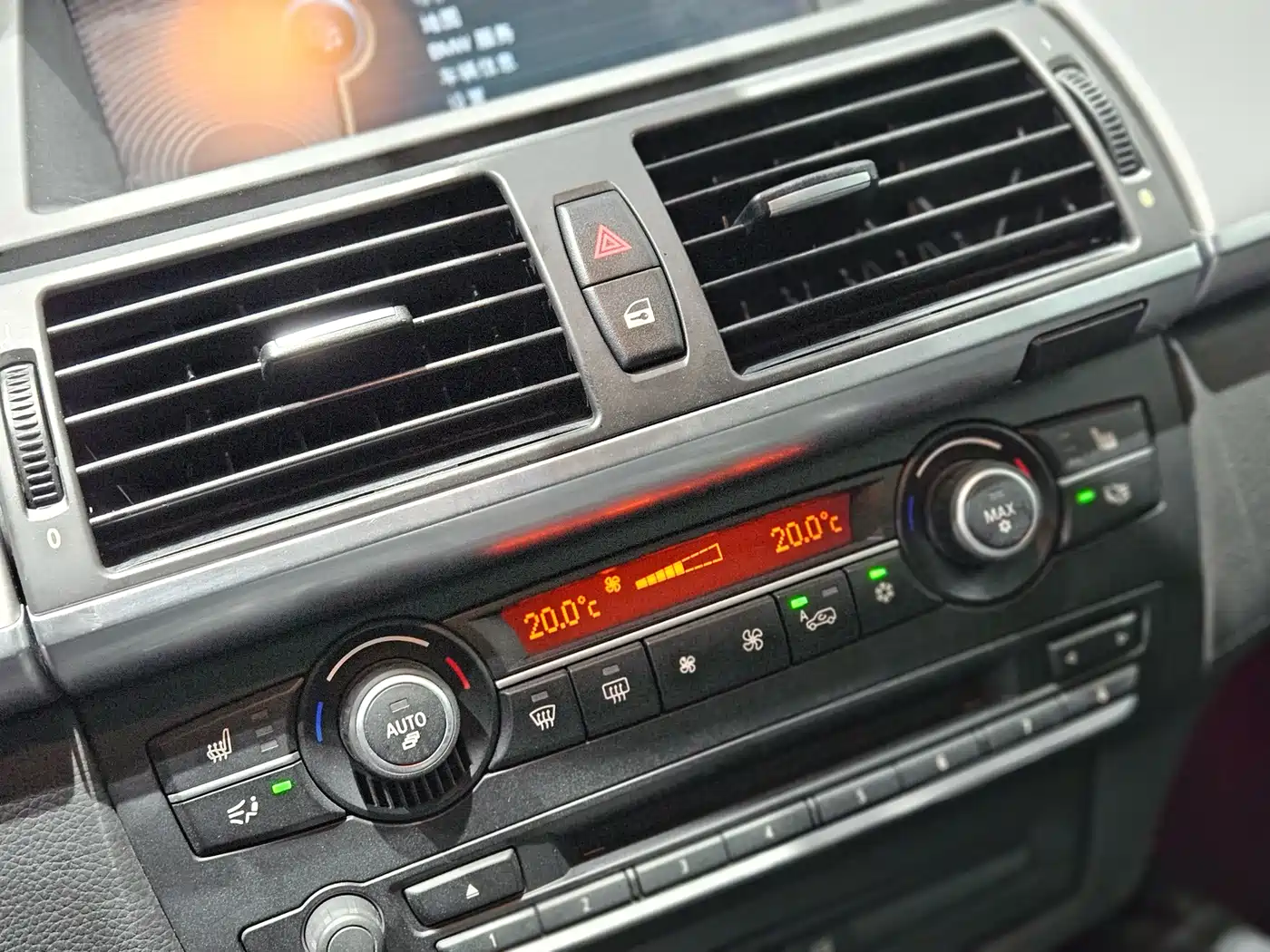 BMW X6 M 2010 X6 M фото 10