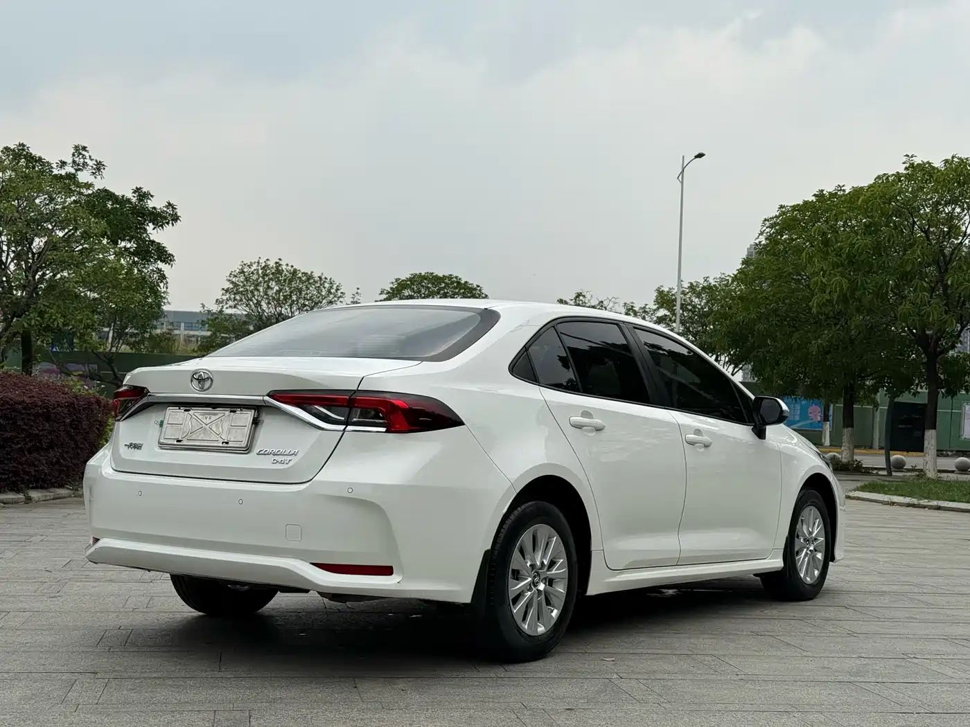 Toyota Corolla 2021 1.2T S-CVT Pioneer Edition фото 11