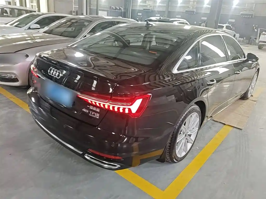 Audi A6L 2019 45 TFSI quattro Premium Elegance фото 7