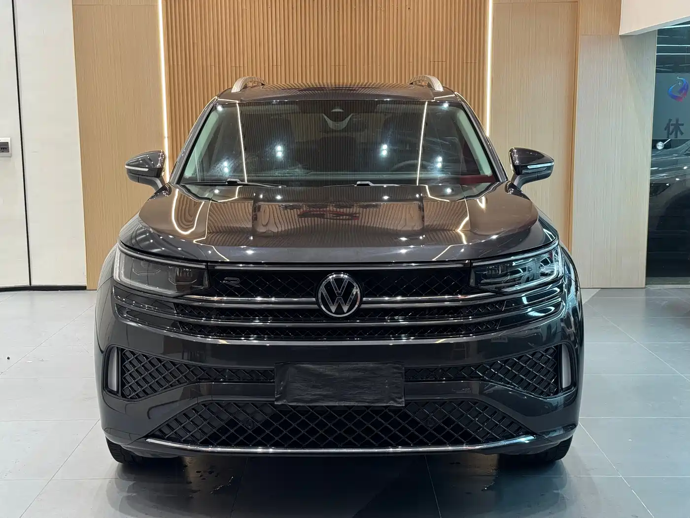 Volkswagen Talagon 2023 380TSI 4WD R-Line Touring Edition фото 2