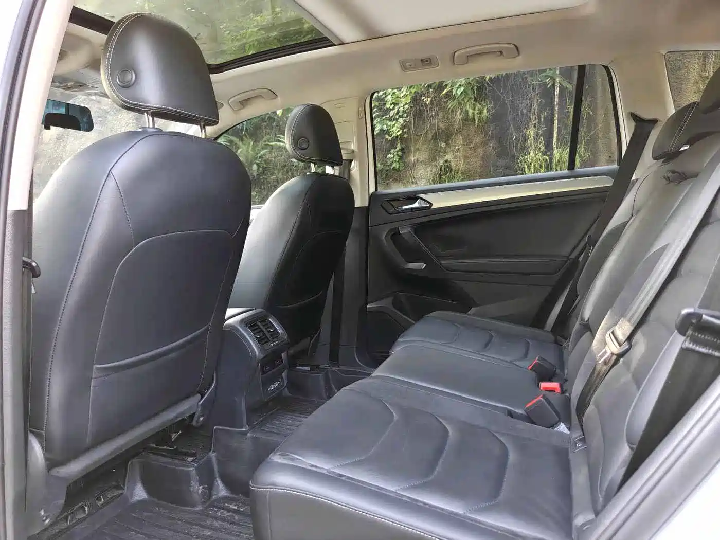 Volkswagen Tiguan L 2021 330TSI Automatic 2WD Smart фото 5