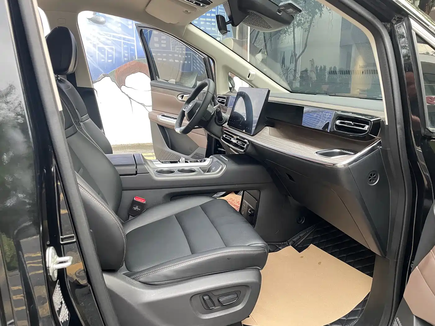 GAC TRUMPCHI E8 NEW ENERGY