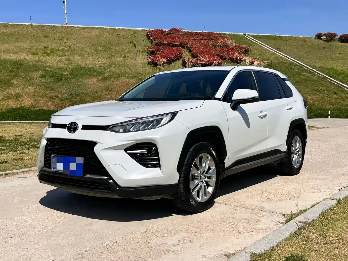 Toyota Wildlander 2021 2.0L CVT 4WD Luxury Edition