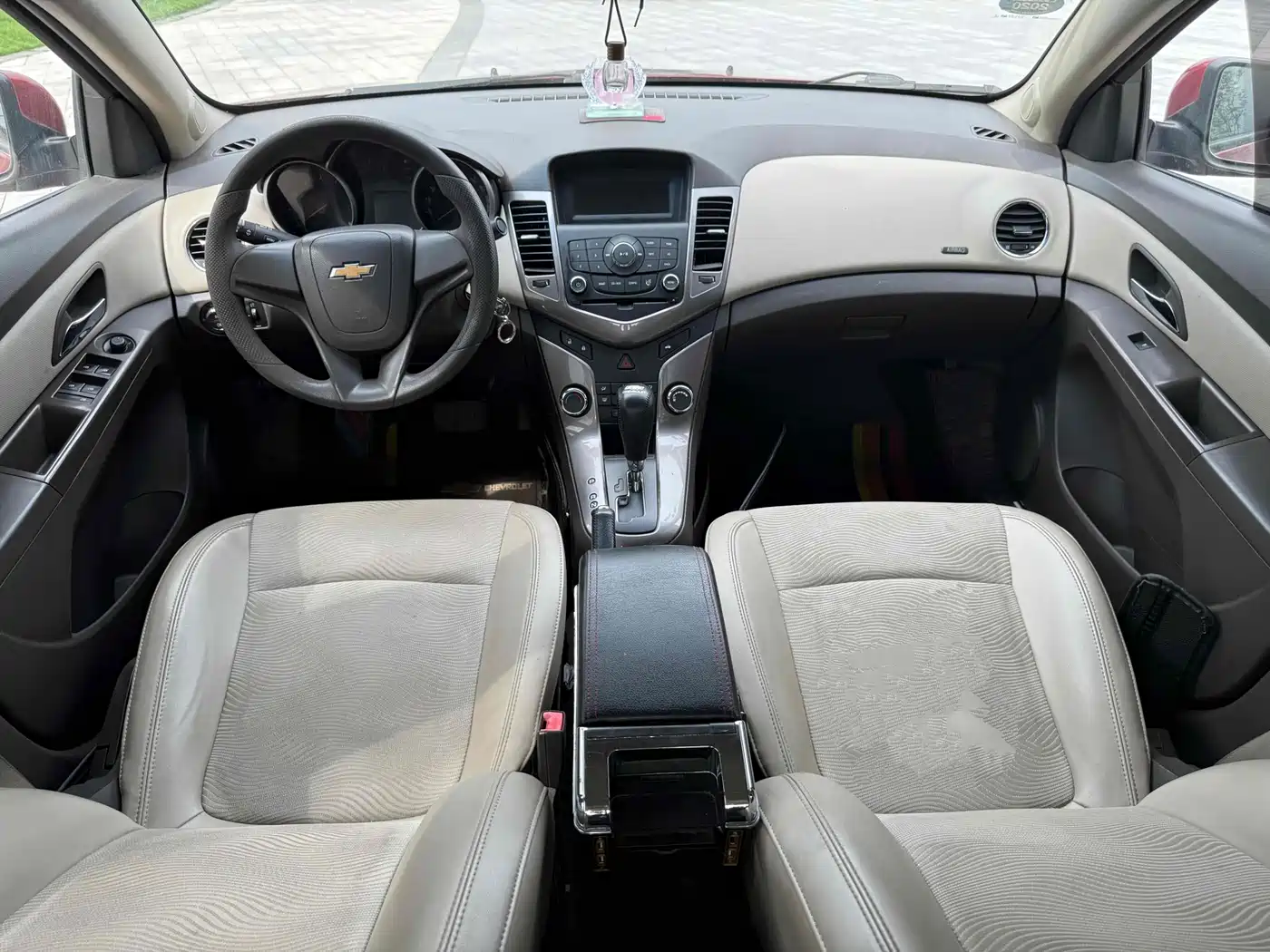 Chevrolet Cruze 2015 1.5L Classic SE AT фото 8