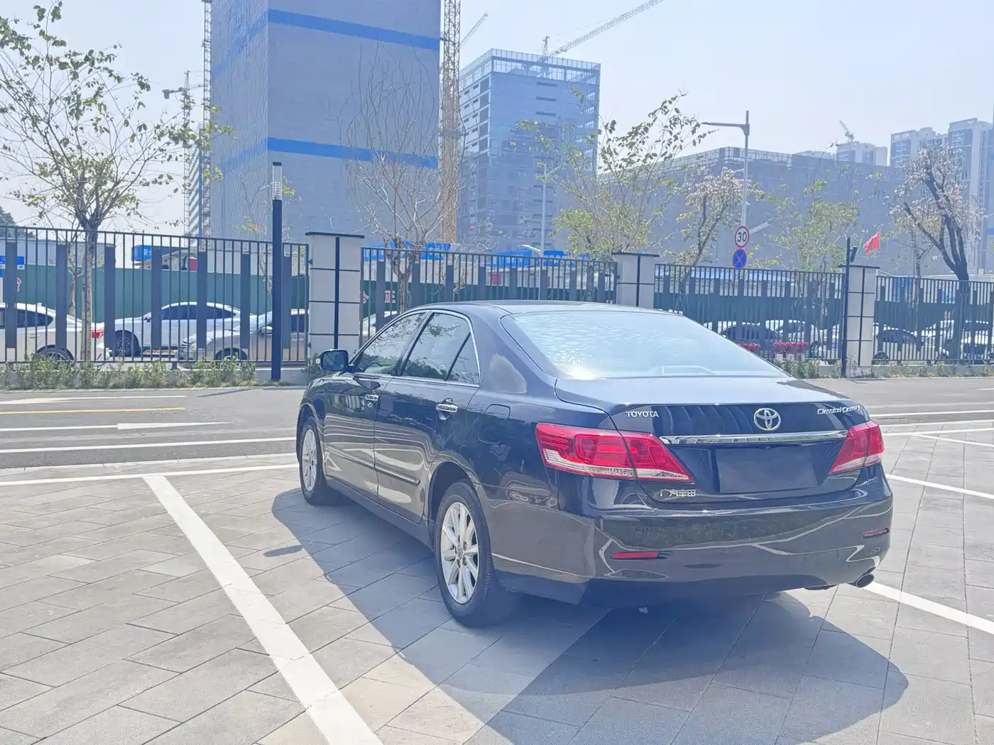 Toyota Camry 2013 200E Classic Elite Edition фото 7