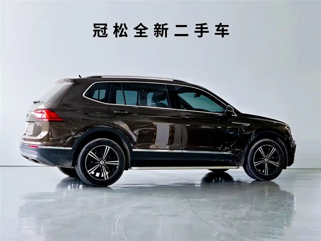 Volkswagen Tiguan L 2017 380TSI Automatic 4WD Luxury Edition фото 3